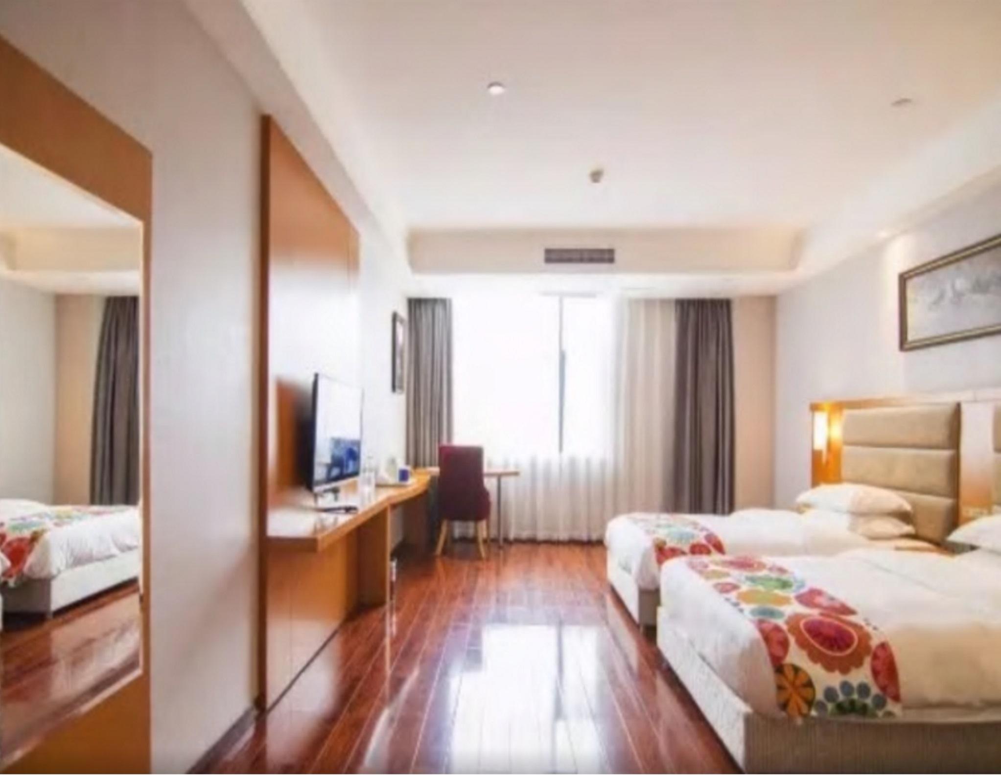 Hotel Ibis Chongqing Airport Esterno foto