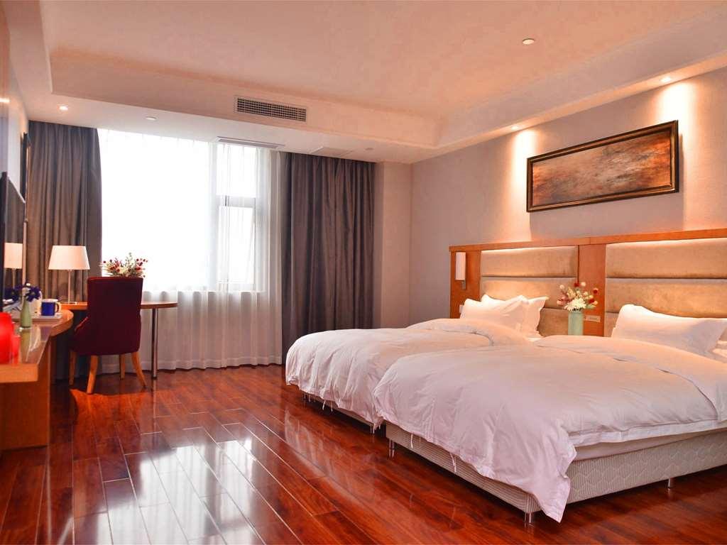 Hotel Ibis Chongqing Airport Esterno foto